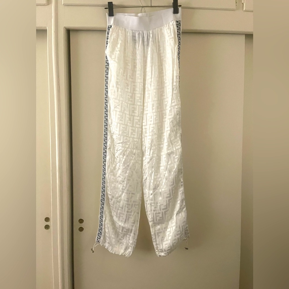 White fendi pants jogger Logo pattern. NWT